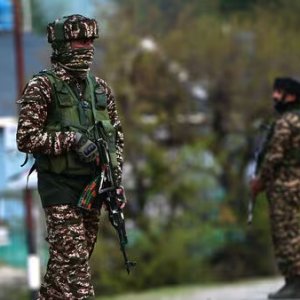 পাকিস্তানভিত্তিক সশস্ত্র গোষ্ঠীর বিরুদ্ধে ভারতের চার্জশিট