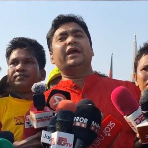 একটি পক্ষ মুক্তিযুদ্ধের প্রকৃত ইতিহাসকে বিকৃত করার চেষ্টা করছে: নাছির