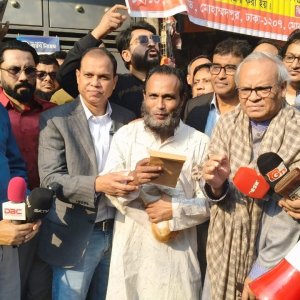 প্রাণিপ্রেমী ‘রুহুল ভাইয়ের’ পাশে দাঁড়ালেন তারেক রহমান