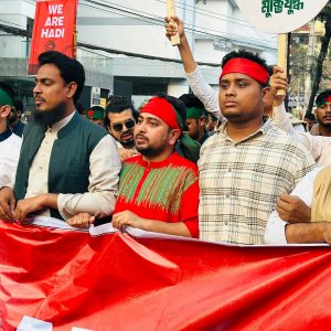 তফসিল ঘোষণার পরদিন প্রার্থী গুলিবিদ্ধ হওয়া বিচ্ছিন্ন ঘটনা নয়: আখতার হোসেন