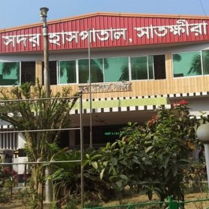 সাতক্ষীরায় সড়ক দুর্ঘটনায় মা-ছেলে নিহত সাতক্ষীরায় সড়ক দুর্ঘটনায় মা-ছেলে নিহত