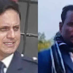 কাভার্ডভ্যানের চাপায় দুই পুলিশ কর্মকর্তা নিহত কাভার্ডভ্যানের চাপায় দুই পুলিশ কর্মকর্তা নিহত