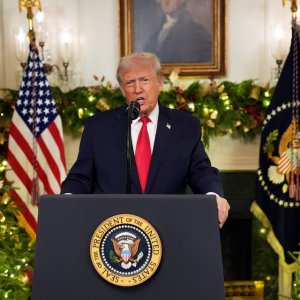 ট্রাম্পের ভাষণে সাফল্যের ফিরিস্তি, কমছে জনসমর্থন