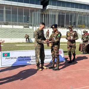 মার্কিন মেরিন ও বাংলাদেশ সেনাবাহিনীর যৌথ অনুশীলন