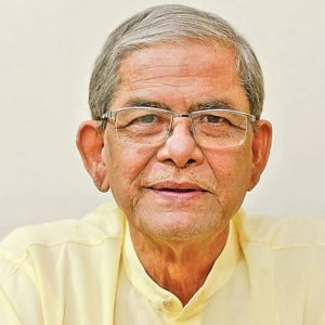 প্রথম আলো ও ডেইলি স্টার কার্যালয়ে হামলা-অগ্নিসংযোগের নিন্দা মির্জা ফখরুলের