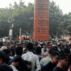 হাদি হত্যার বিচার দাবিতে শাহবাগে বিক্ষোভ অব্যাহত