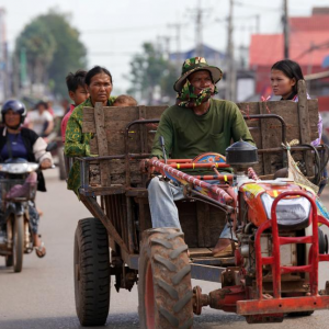 কম্বোডিয়া ও থাইল্যান্ডের পররাষ্ট্রমন্ত্রীদের সঙ্গে ওয়াং ই’র টেলিফোন আলোচনা