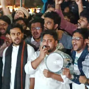 শাহবাগে ছাত্র-জনতার বিক্ষোভে যোগ দিলেন নাহিদ-আসিফ-মাহফুজ