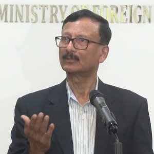 দিল্লি যেভাবে উপস্থাপন করছে সেটা গ্রহণযোগ্য না : পররাষ্ট্র উপদেষ্টা