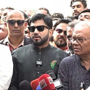 মুক্তিযুদ্ধকে হেয় প্রতিপন্নের চেষ্টা নিন্দনীয়: ইশরাক