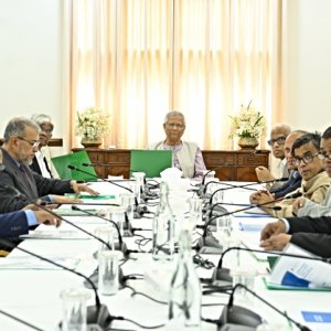 ‘অর্থনীতির বিভিন্ন চলক ভারসাম্যপূর্ণ অবস্থানে’