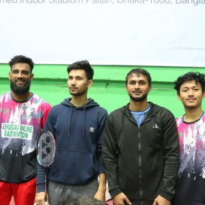 দ্বৈতের কোয়ার্টারে বাংলাদেশের চার দল