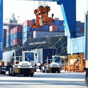 দুই বছরের মধ্যে সর্বোচ্চ প্রবৃদ্ধি যুক্তরাষ্ট্রে, বেড়েছে মুদ্রাস্ফীতিও