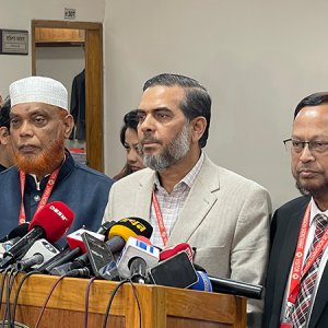 একটি বড় দলের কার্ড দেওয়ার ওয়াদা আচরণবিধির সুনির্দিষ্ট খেলাফ: জামায়াত