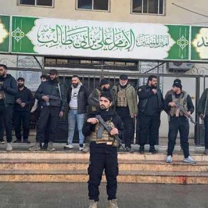 সিরিয়ায় মসজিদে জুমার নামাজে বোমা হামলায় নিহত ৮