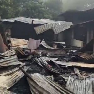 চট্টগ্রামে আগুনে পুড়েছে ১০টি বসতঘর