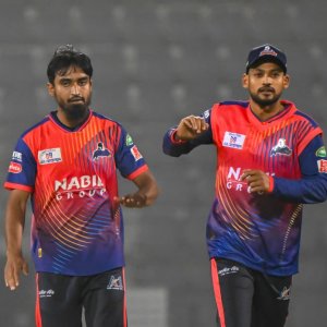 নোয়াখালীকে হ্যাটট্রিক পরাজয়ের স্বাদ দিয়েছে রাজশাহী