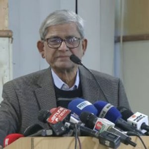 কাঁদলেন মির্জা ফখরুল, বললেন জাতীয় অভিভাবক আর নেই