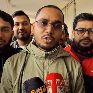 সুষ্ঠু নির্বাচন নিয়ে শঙ্কা এনসিপি নেতা হান্নান মাসউদের সুষ্ঠু নির্বাচন নিয়ে শঙ্কা এনসিপি নেতা হান্নান মাসউদের