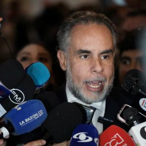 মাদক পাচার নির্মূলে যুক্তরাষ্ট্রেকে সহযোগিতা করবে কলম্বিয়া