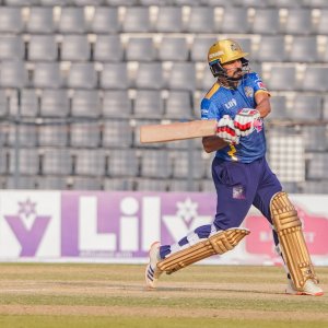 নাসিরের অলরাউন্ড নৈপুণ্যে তিন ম্যাচ পর ঢাকার জয় 