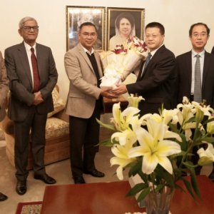 তারেক রহমানের সঙ্গে চীনা রাষ্ট্রদূতের সাক্ষাৎ