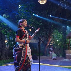 সেরা ৫-এ ওঠার লড়াই