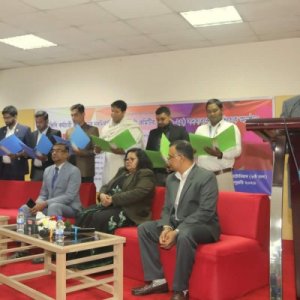 ইউজিসি কর্মচারী ইউনিয়নের নতুন কমিটির অভিষেক