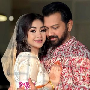 ভাঙছে আবার তাহসানের ঘর