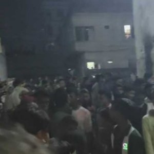 আকিজ সিমেন্ট কারখানায় বয়লার বিস্ফোরণে ৭ শ্রমিক দগ্ধ