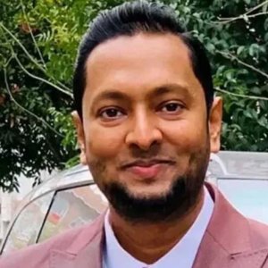 বিড়িতে সুখ টান দিয়ে দাঁড়িপাল্লায় ভোট চাইতে বলা প্রার্থীকে শোকজ