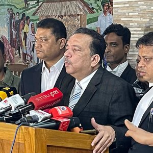 বগুড়া-২ আসনে প্রার্থিতা ফিরে পেলেন মান্না