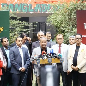 ভারতে তিন কারণে বাংলাদেশের নিরাপত্তা শঙ্কা বাড়তে পারে: ক্রীড়া উপদেষ্টা 