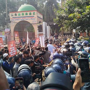 জাপা-এনডিএফ প্রার্থীদের মনোনয়ন বাতিলের দাবিতে ইসির কাছে স্মারকলিপি জুলাই ঐক্যের