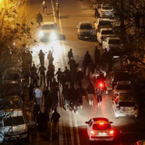 ইরানে চলমান বিক্ষোভে নিহত ২০০০: সরকারি কর্মকর্তার স্বীকারোক্তি