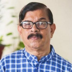 মান্নার চেয়ে স্ত্রীর আয় ও সম্পদ বেশি