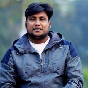 বিমানবন্দর থেকে নিষিদ্ধ ছাত্রলীগের জেলা সভাপতি গ্রেফতার