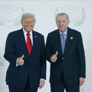 গাজা শান্তি বোর্ডে যোগ দিতে এরদোয়ানকে আমন্ত্রণ ট্রাম্পের