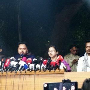 ইসি পক্ষপাতিত্ব করলে সুষ্ঠু নির্বাচন নিয়ে শঙ্কা তৈরি হবে: আসিফ মাহমুদ