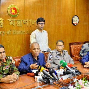 ‘প্রায় ৯ লাখ আইনশৃঙ্খলা বাহিনী মোতায়েন, ঝুঁকিপূর্ণকেন্দ্রে ড্রোন ও ডগ স্কোয়াড’