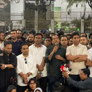 ইসি ঘেরাও কর্মসূচি ‘সাময়িকভাবে শেষ’ করার ঘোষণা ছাত্রদলের