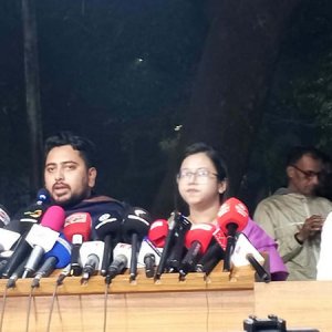 এবারের নির্বাচন হবে ৯১ সালের মতো: নাহিদ