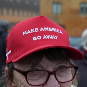 ‘মেক আমেরিকা গো অ্যাওয়ে’, গ্রিনল্যান্ড ইস্যুতে প্রতিবাদের স্লোগান