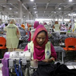 গার্মেন্টস খাতে সংকট বাড়ছে, বড় ধাক্কা লাগতে পারে অর্থনীতিতে