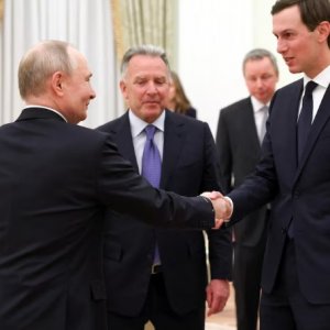 যুদ্ধ বন্ধে প্রথমবার ত্রিপক্ষীয় বৈঠকে বসছে রাশিয়া, ইউক্রেন ও যুক্তরাষ্ট্র