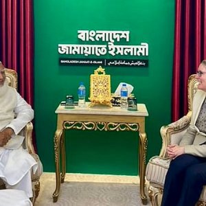 জামায়াত আমিরের সঙ্গে যুক্তরাজ্যের হাইকমিশনারের বৈঠক