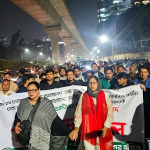 নির্বাচনি প্রচারণায় হামলা, বিদ্বেষমূলক আচরণের প্রতিযোগিতা