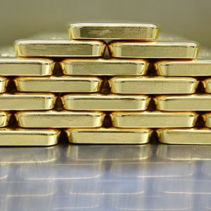 স্বর্ণের দাম কি প্রতি আউন্স ৭ হাজার ডলার ছাড়াবে?