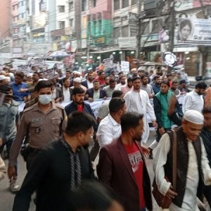 ইসি একটি দলের প্রতি অন্ধ-বধির: নাসীরুদ্দীন পাটওয়ারী