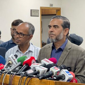 ‘আচরণবিধি ও আইনশৃঙ্খলা নিয়ন্ত্রণ করা না হলে পরিস্থিতি আরও খারাপ হতে পারে’